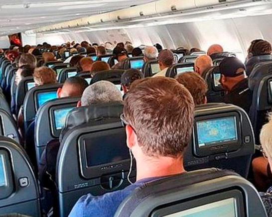 Компания Panasonic Avionics планирует начать установку в салонах пассажирских самолётов новых развлекательных систем